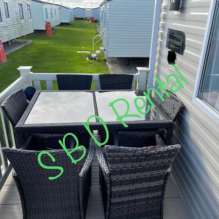Summer Breeze Deluxe Caravan Rental Saint Osyth Luaran gambar