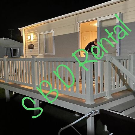 Summer Breeze Deluxe Caravan Rental Saint Osyth Luaran gambar