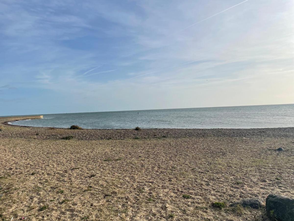 Summer Breeze Deluxe Caravan Rental Saint Osyth Luaran gambar