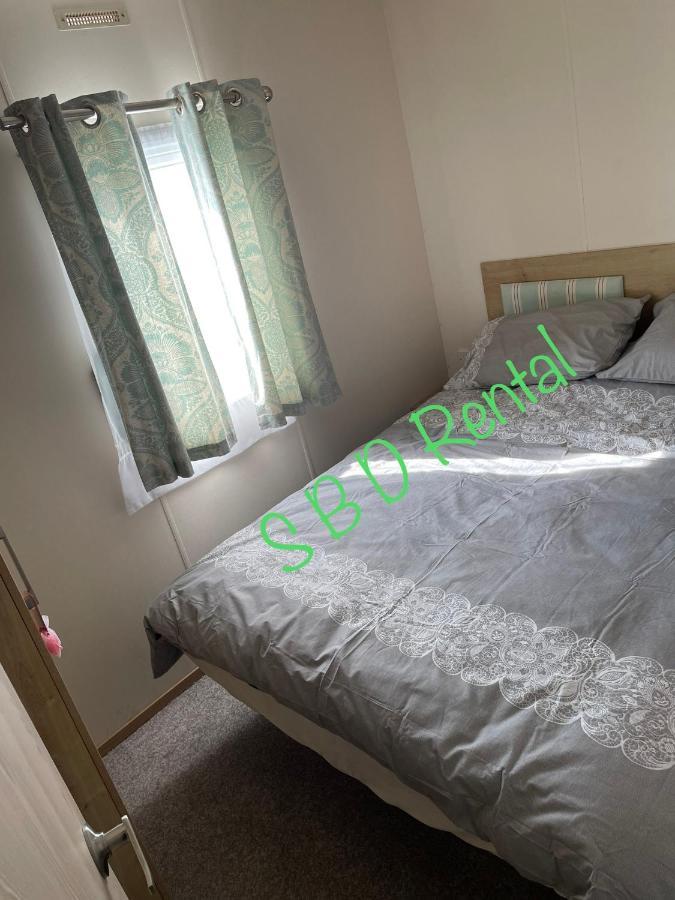 Summer Breeze Deluxe Caravan Rental Saint Osyth Luaran gambar